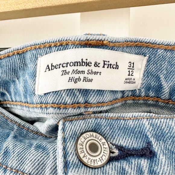 ABERCROMBIE the mom short high rise - Picture 4 of 4
